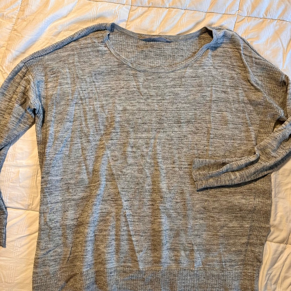 Athleta grey knit long sleeve top large